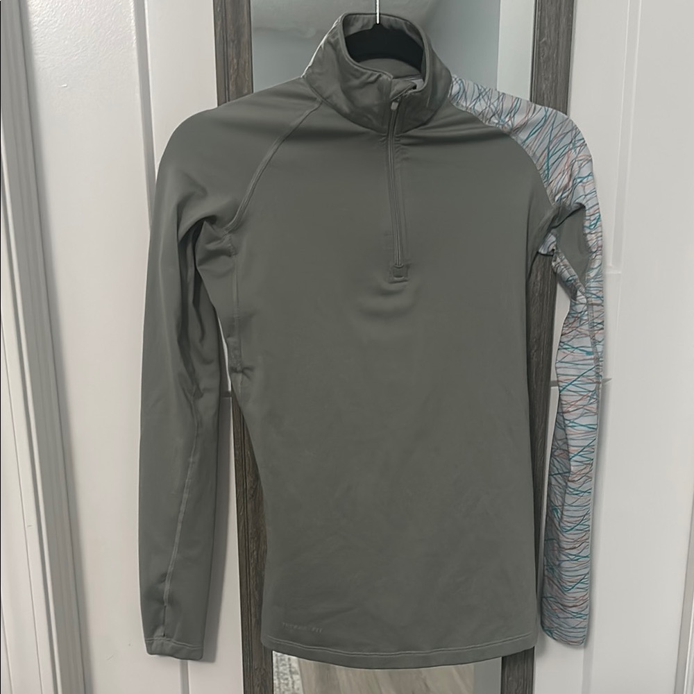 Nike Pro Combat Dri-FIT Fitted Top in Gray with one sleeve design